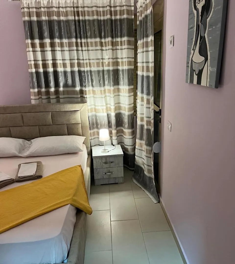 Lusina Apartament Sarandë